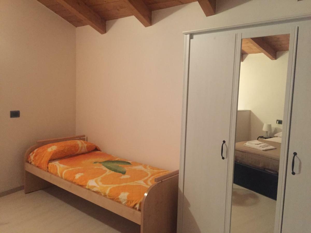 Casa Stefania Apartment Mandello del Lario Exterior photo